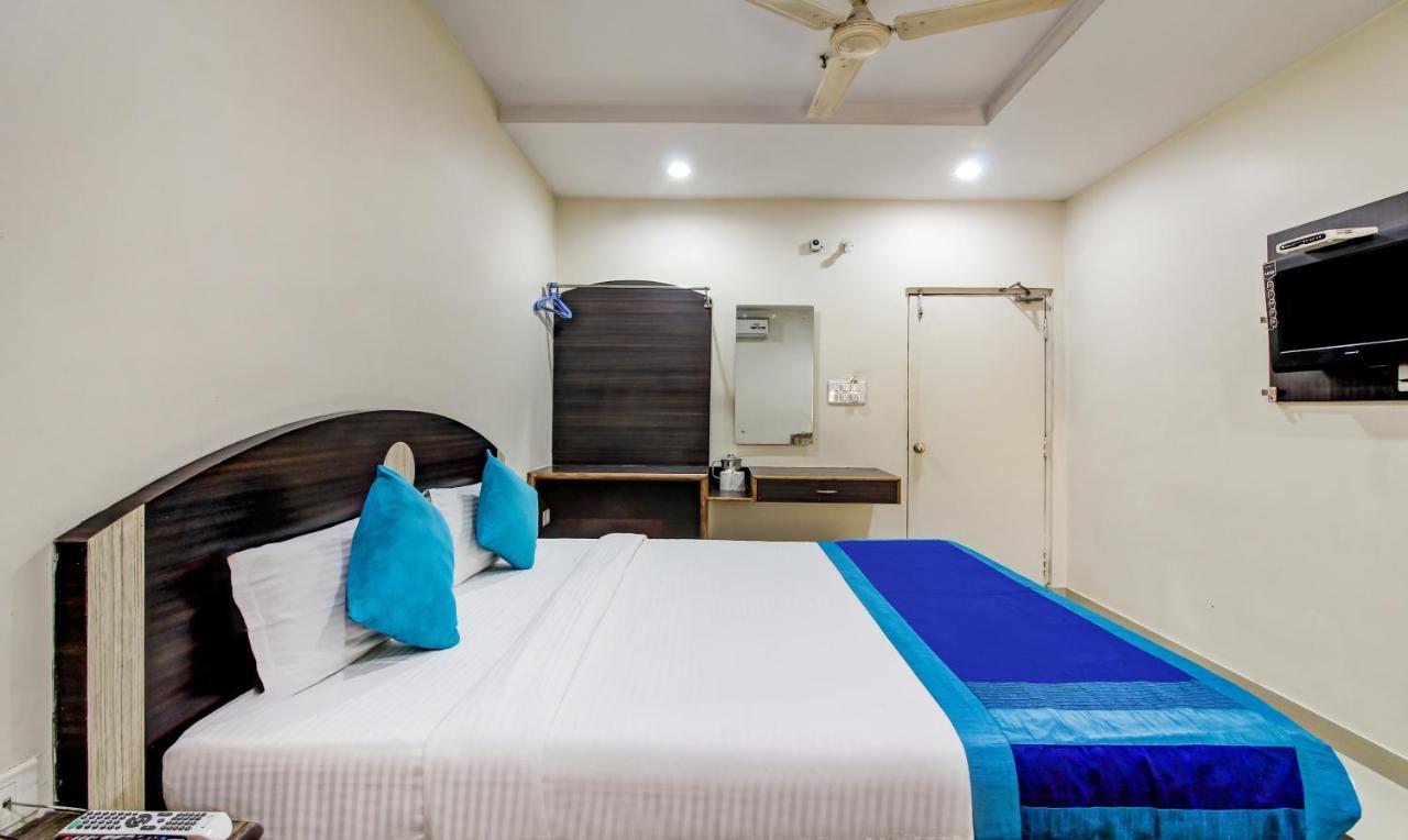 Hotel S Y N Residency Hyderabad Exterior photo