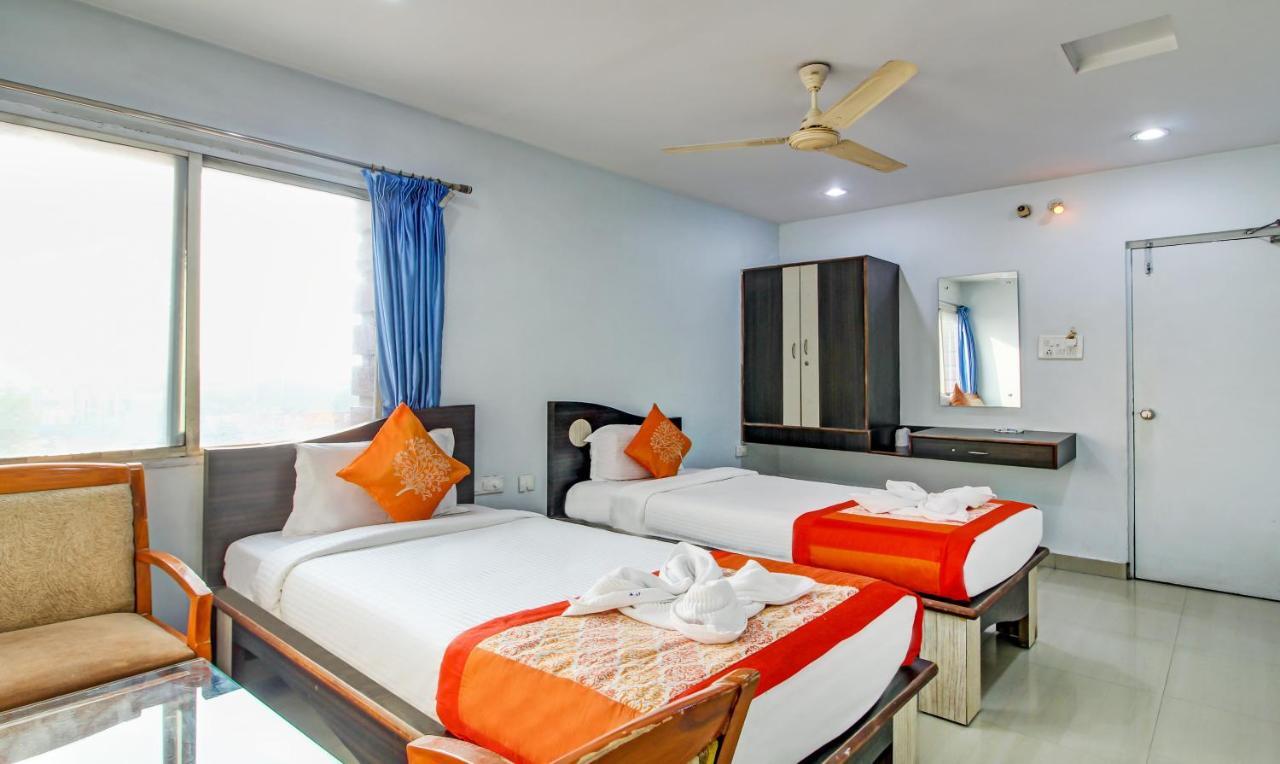 Hotel S Y N Residency Hyderabad Exterior photo